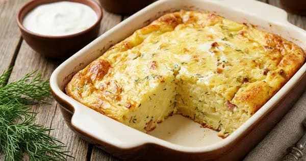 Potato casserole with cheese and dill