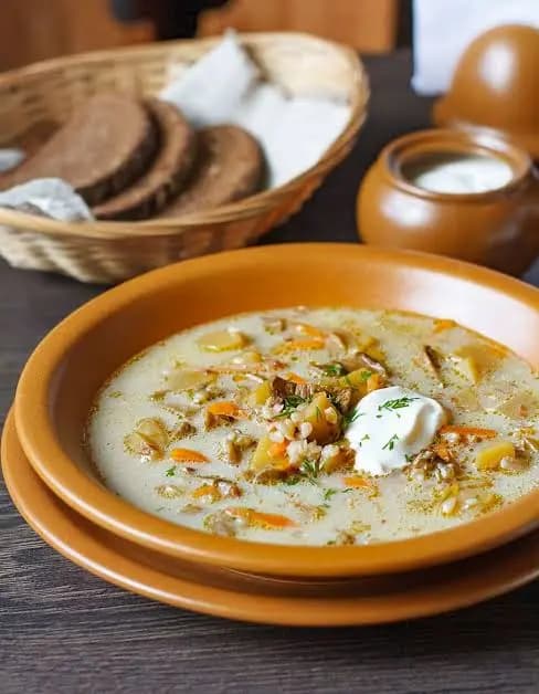 Mushroom barley soup