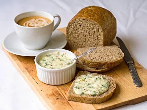 Bread with butter or lard