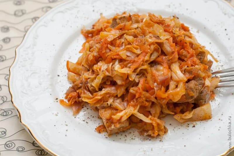 Stewed cabbage